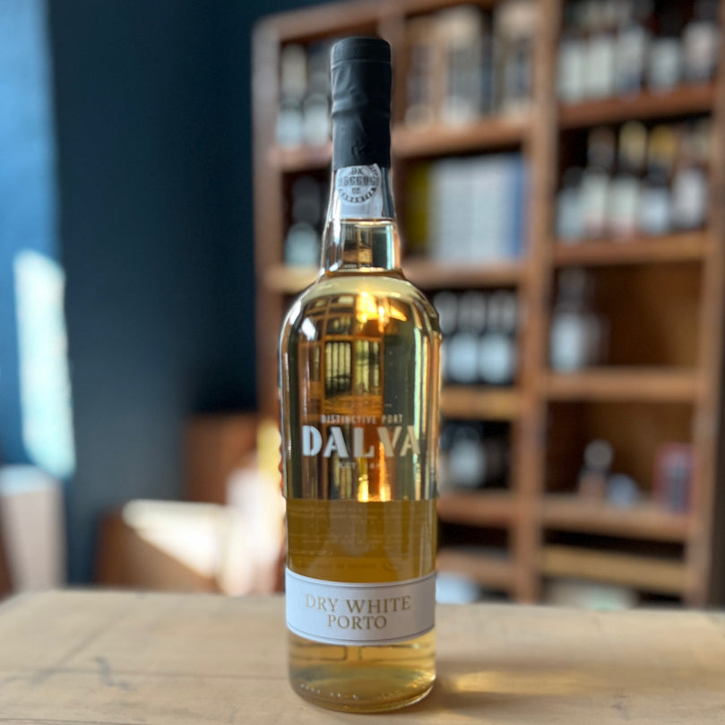 Dry White Port, Dalva